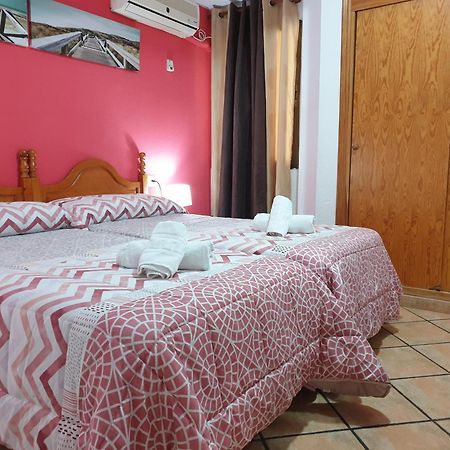 Pension Los Verdiales Ла-Эррадура Номер фото