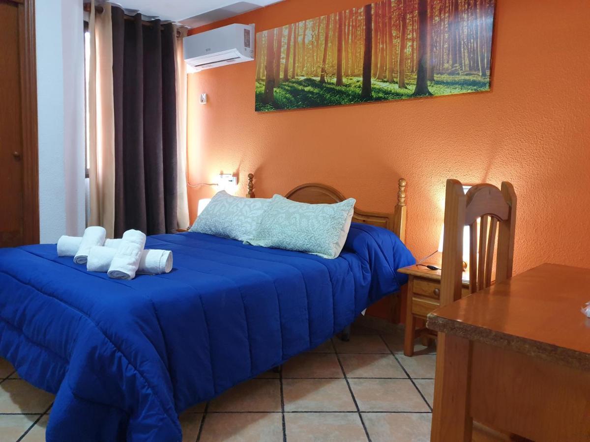 Pension Los Verdiales Ла-Эррадура Номер фото